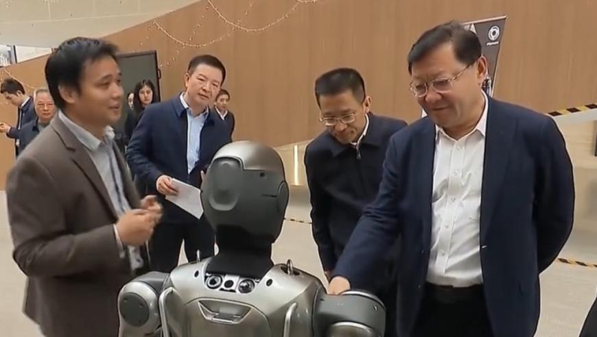李晨 记录一下渔港的落日余晖,澳门选一肖一码一码资料,展开计划实施_钻石版V14.49