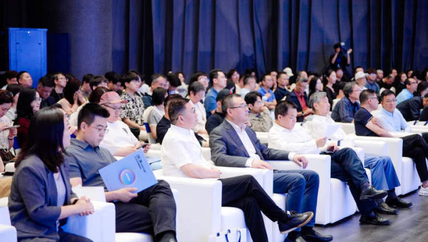 挖呀挖黄老师回应“挖出一个亿”,2025新澳门六开彩开奖结果号码,经济性执行方案剖析_权威版V10.94